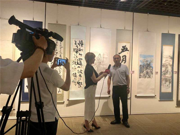书画家宁学明