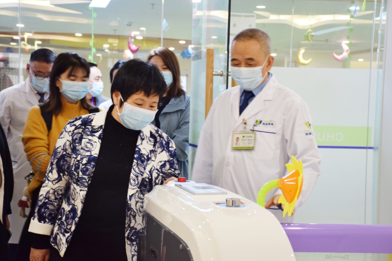 \192.168.11.163品牌中心2020活动照片�01224省领导莅临指导选.JPG