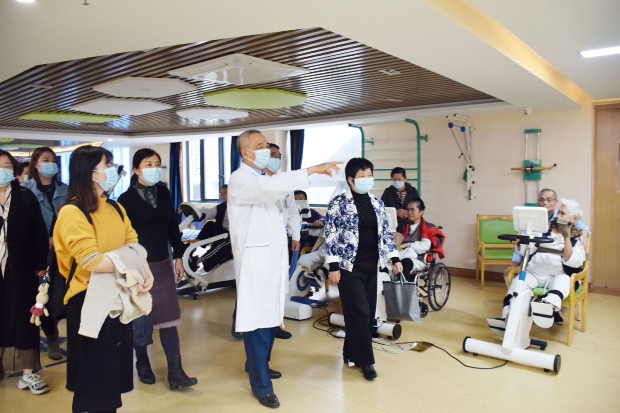 \192.168.11.163品牌中心2020活动照片�01224省领导莅临指导选DSC_0113.JPG